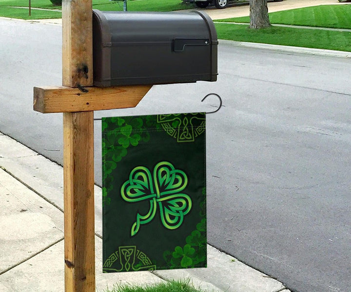 Ireland Celtic Flag - Celtic Cross & Shamrock