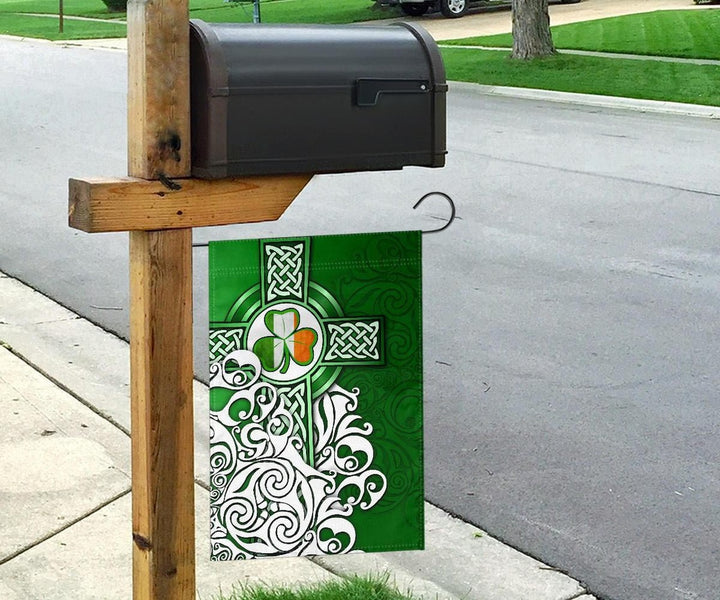 Ireland Celtic Flag - Irish Shamrock Flag With Celtic Cross