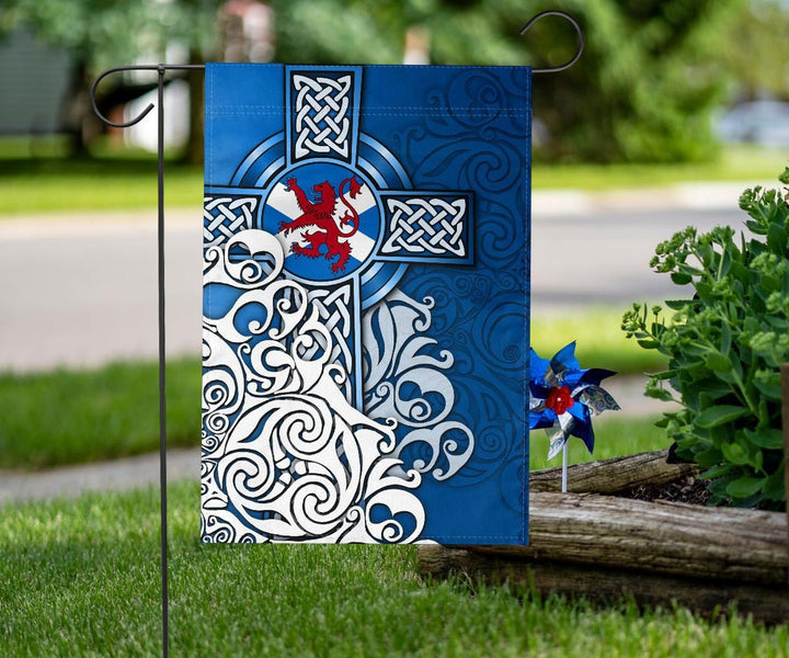 Scotland Celtic Flag - Scottish Flag and Lion