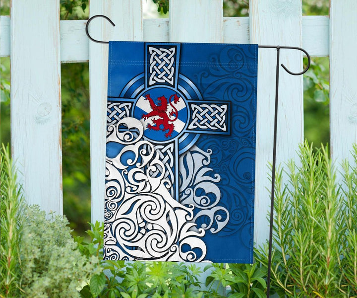 Scotland Celtic Flag - Scottish Flag and Lion