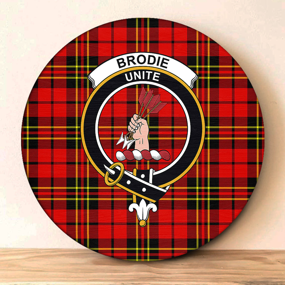 Brodie Tartan Crest Black Garden Flag