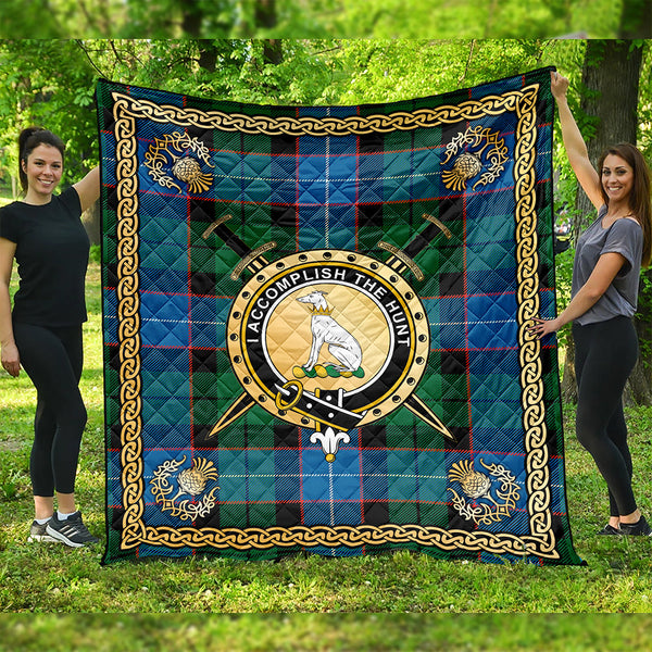 Hunter (Michael) Ancient Clan Badge Tartan Premium Quilt Celtic Shield