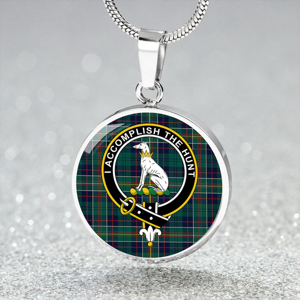 Hunter of Hunterston (Michael of Hunterston) Modern Clan Badge Tartan Classic Circle Necklace