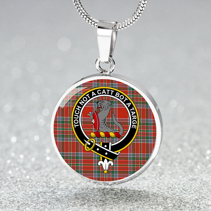 MacBean Lord Lyon version (MacBain Lord Lyon version) Ancient Clan Badge Tartan Classic Circle Necklace