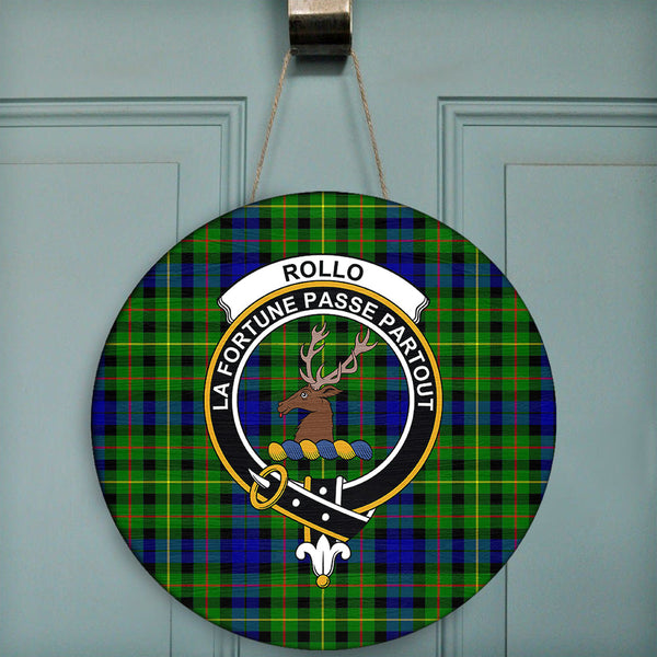 Rollo Modern Tartan Classic Crest Round Wooden Sign