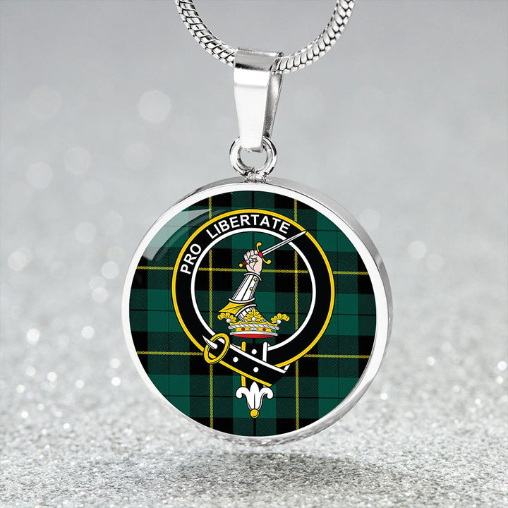 Wallace Hunting (Wallas Hunting) Modern Clan Badge Tartan Classic Circle Necklace
