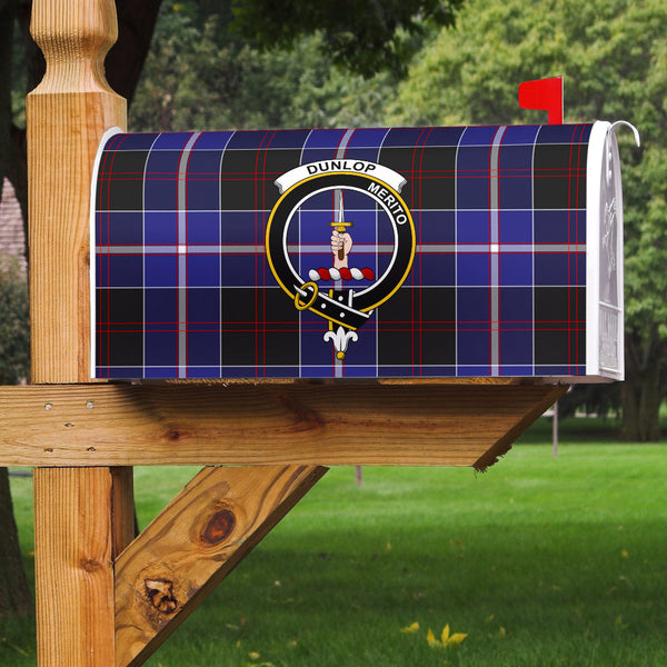 Dunlop Modern Clan Badge Classic Tartan Mailbox Cover