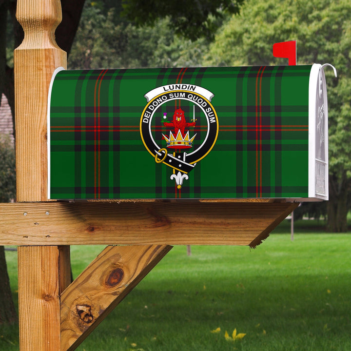 Lundin Clan Badge Classic Tartan Mailbox Cover