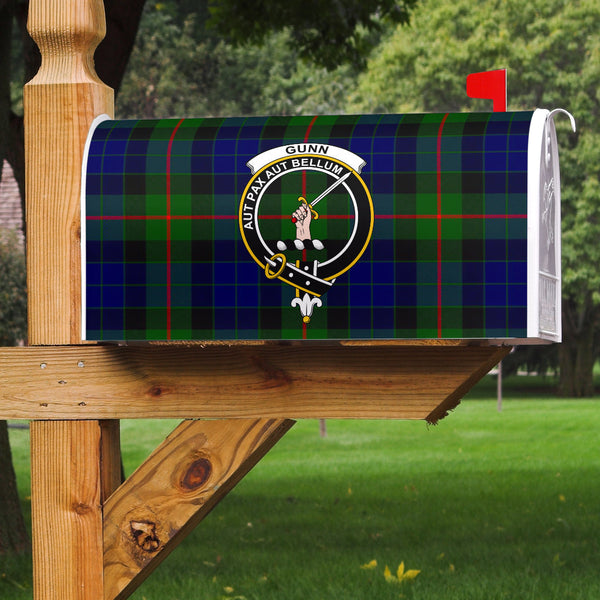 Gunn Modern Clan Badge Classic Tartan Mailbox Cover